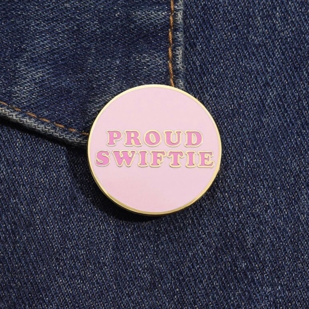 NEW| Proud Swiftie Pink Enamel Brooch Pin Accessories